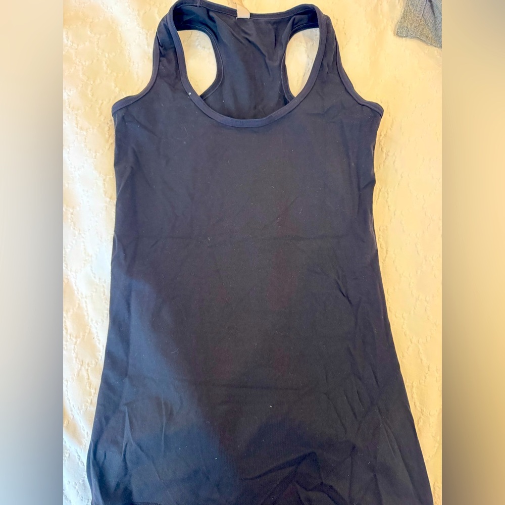Lululemon tank